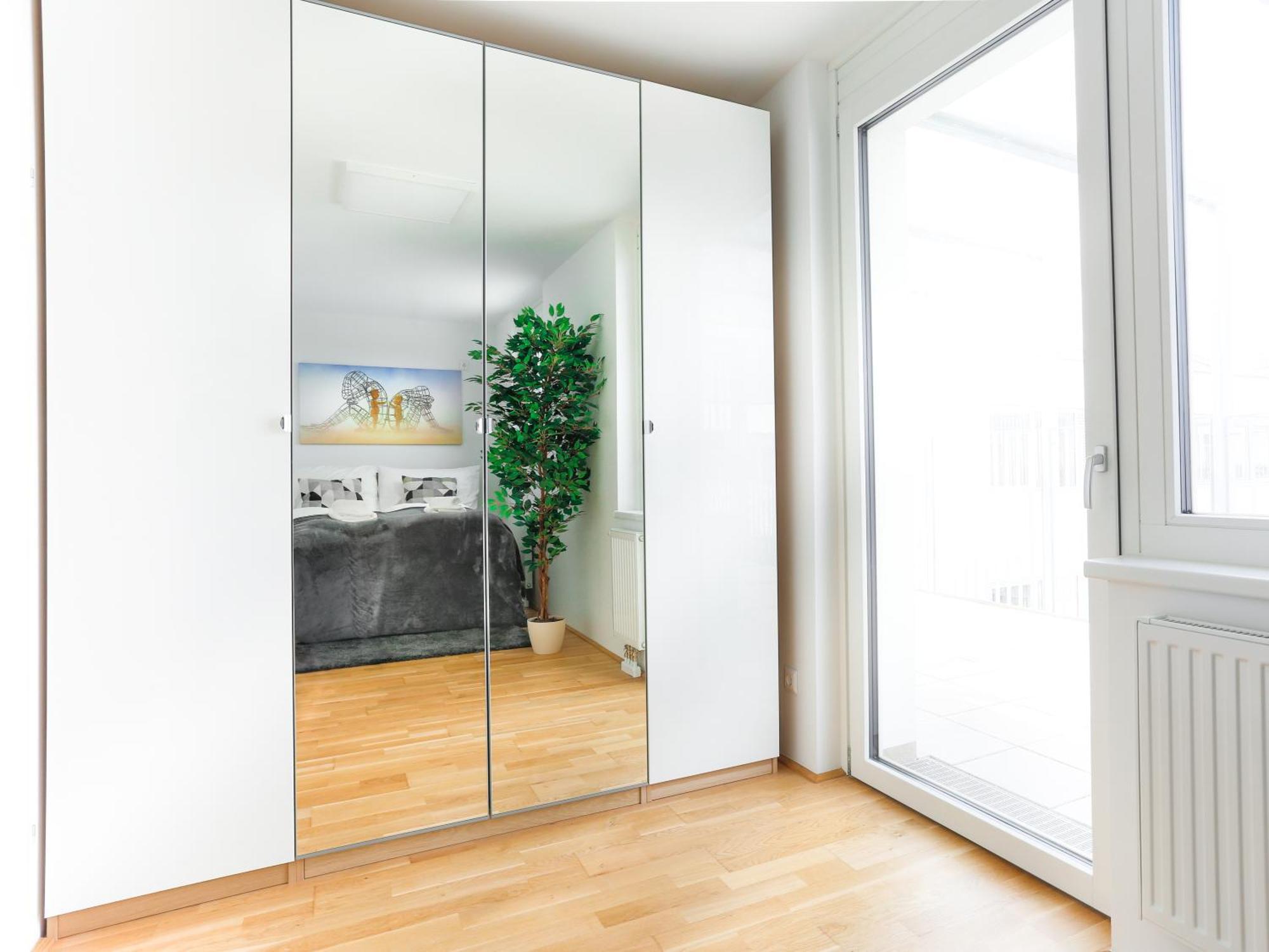 Sky9 Penthouse Apartments Вена Номер фото